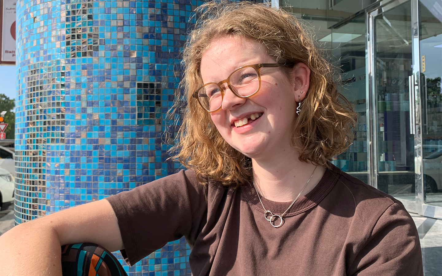 5000 kilometer verderop: Ellen vertelt over haar stage in Sharjah